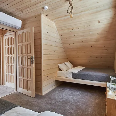 Noname I Łapsze Niżne