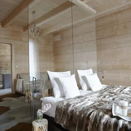 فيلة Noname I Łapsze Niżne